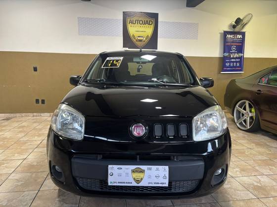 FIAT UNO 1.0 EVO VIVACE 8V FLEX 4P MANUAL FIAT UNO 1.0 EVO VIVACE 8V FLEX 4P MANUAL